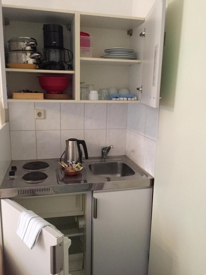 דוונטר Hanzestadslogement De Leeuw, In Het Centrum, Met Een Binnenplaats, Kamers Met Badkamer En Toilet En Een Keukentje מראה חיצוני תמונה