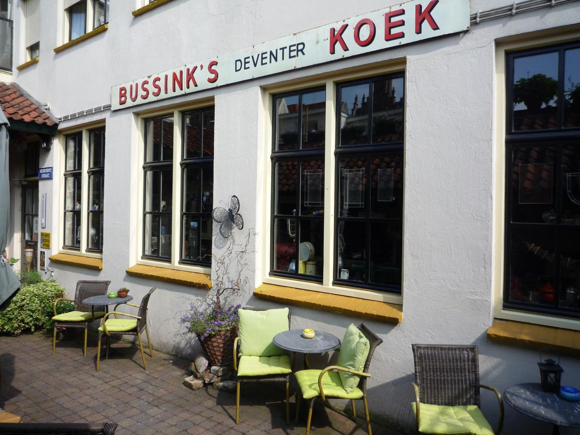 דוונטר Hanzestadslogement De Leeuw, In Het Centrum, Met Een Binnenplaats, Kamers Met Badkamer En Toilet En Een Keukentje מראה חיצוני תמונה