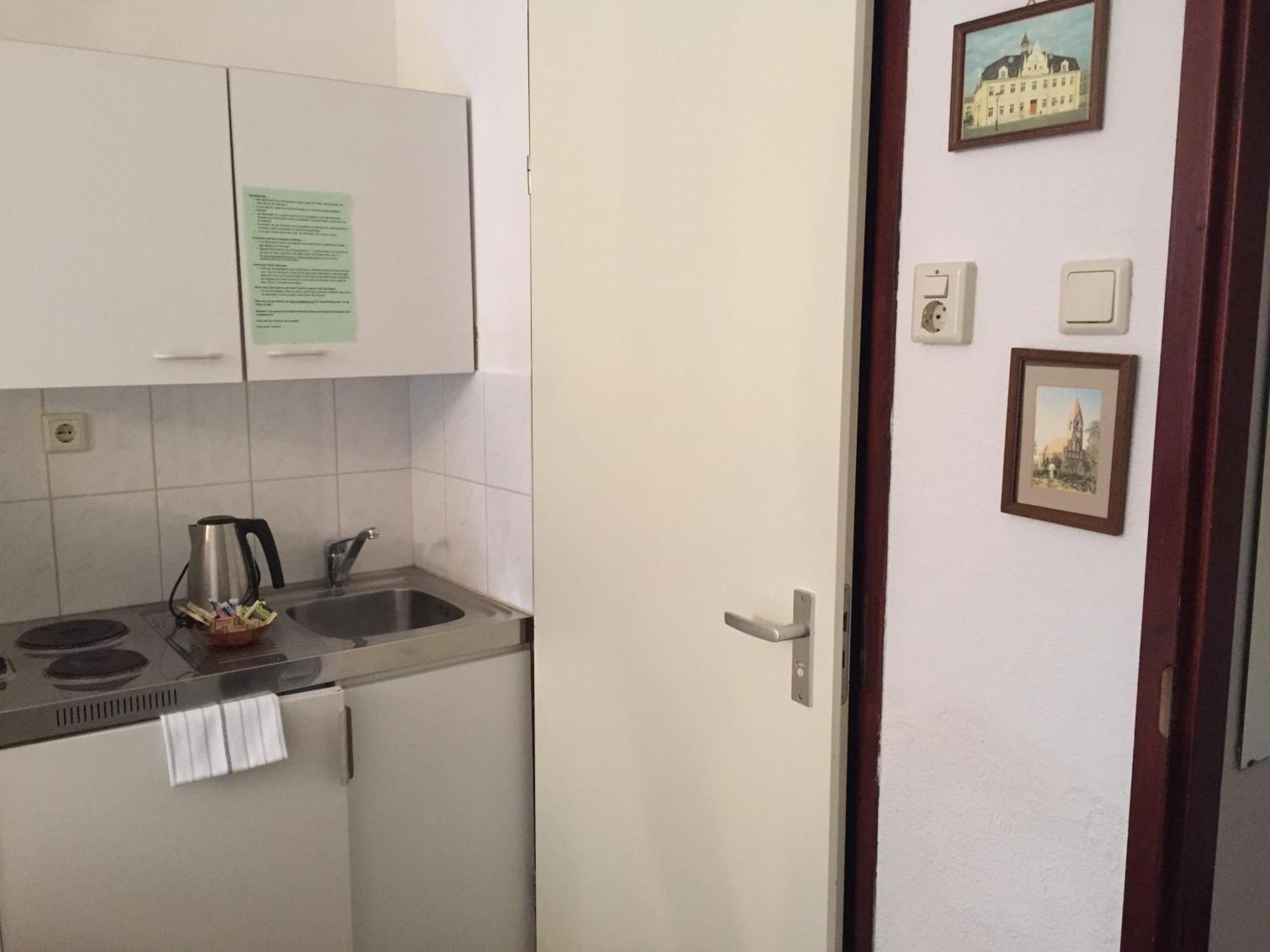 דוונטר Hanzestadslogement De Leeuw, In Het Centrum, Met Een Binnenplaats, Kamers Met Badkamer En Toilet En Een Keukentje מראה חיצוני תמונה